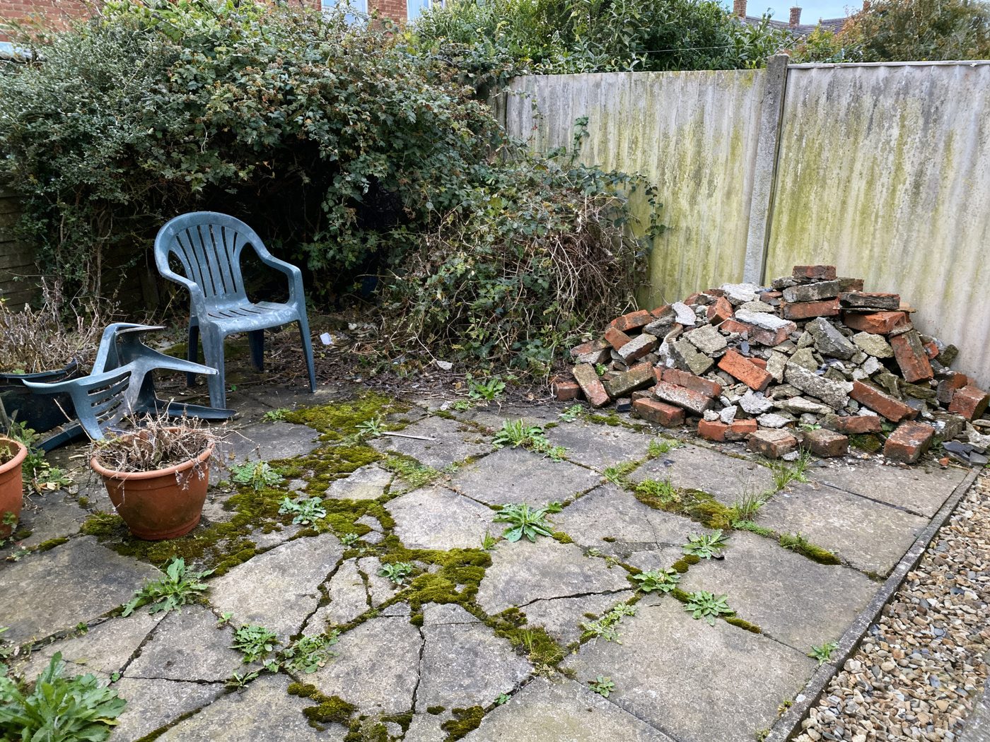 Patio before AI design